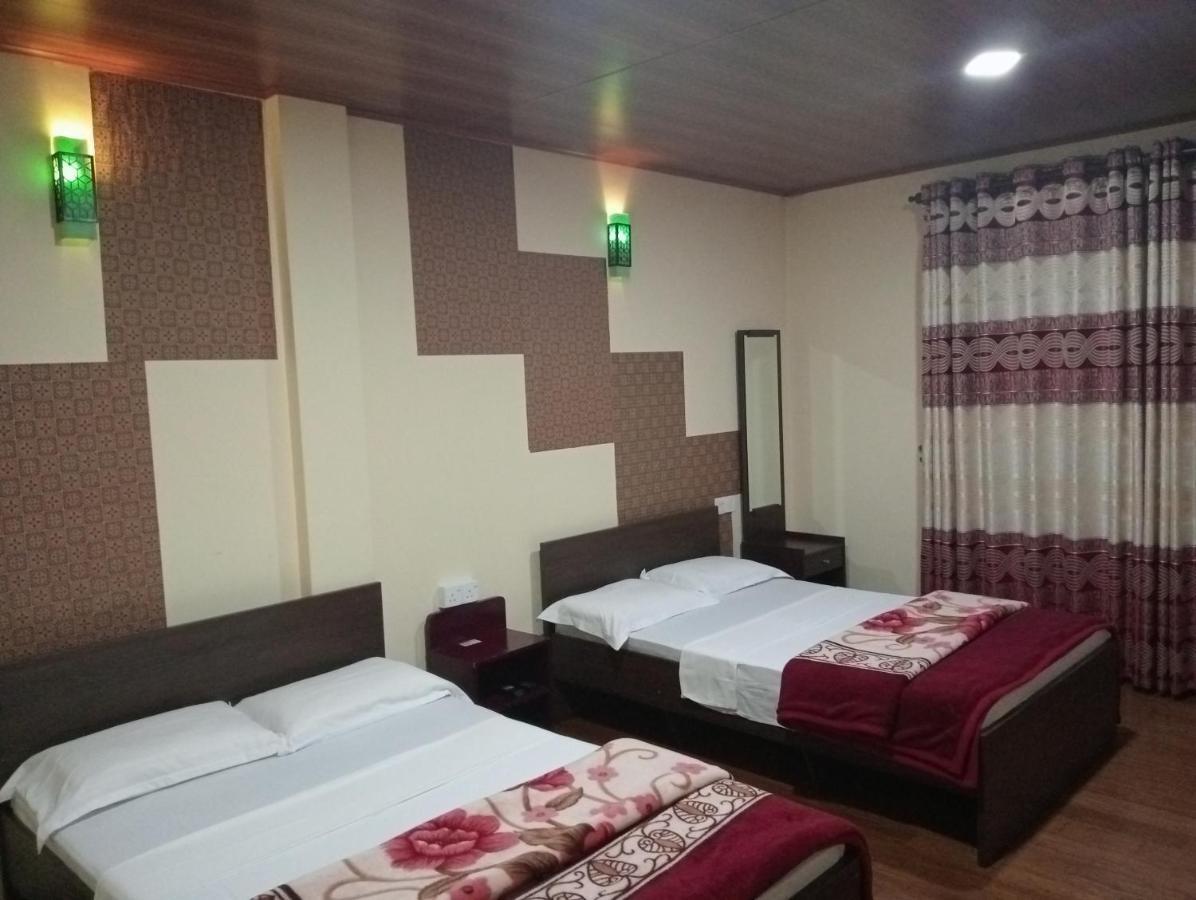 Thuvaraga Inn Nuwara Eliya Extérieur photo